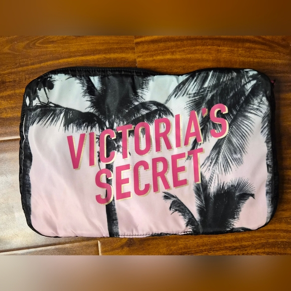 Victoria's Secret Pink and Black Palm Backpack NWT - Picture 2 of 4